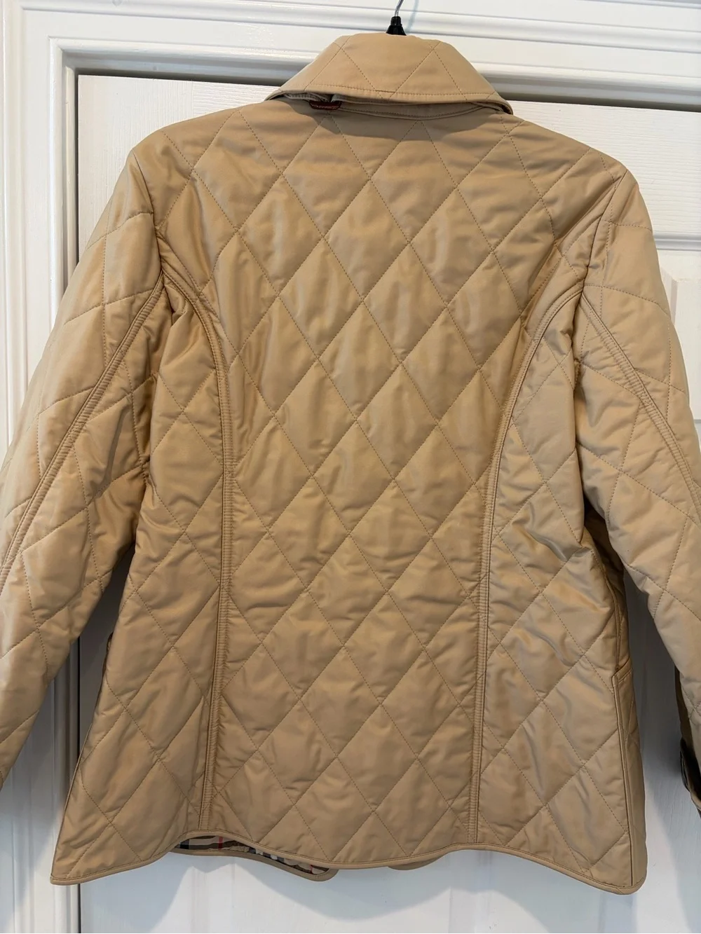 NEW size M Burberry Beige Quilted Trench Coat with Check Trim - Picture 4 of 8